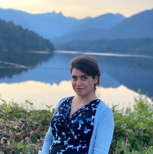 Meet your Posher, Neda